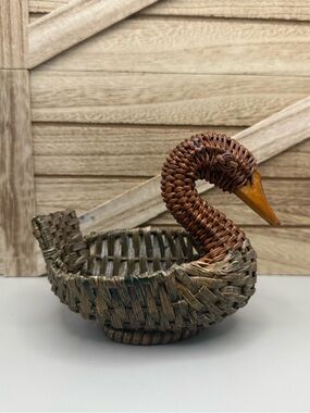 Vintage Brown Small Wicker Duck Goose Baskets With Wood Beak 4” Tall